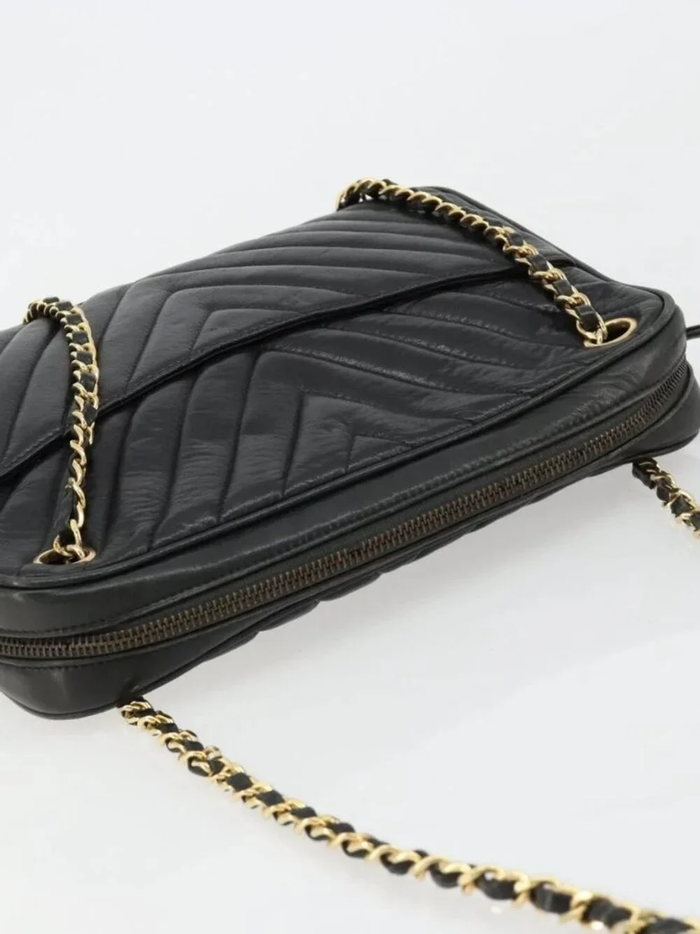 CHANEL V Stitch Chain Shoulder Bag Lamb Skin Black Gold CC Auth BA13037